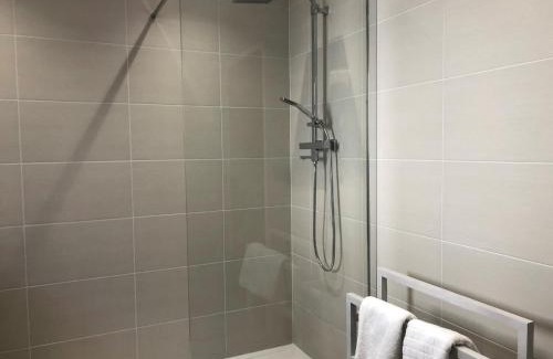 Croyde House | The Rock
