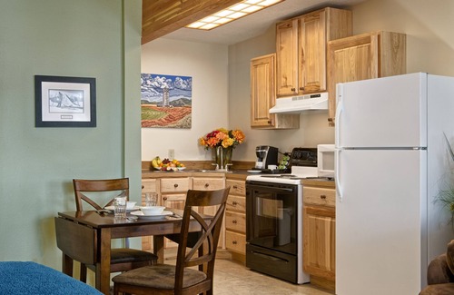 Jackson Hole Hotel | The Rockwell Inn (formerly the Lexington at Jackson Hole Hotel & Suites)