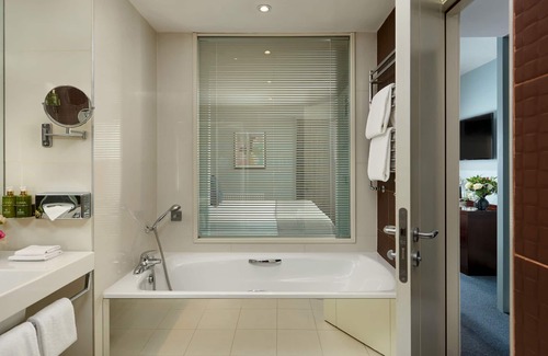 Killarney Hotel | The Ross