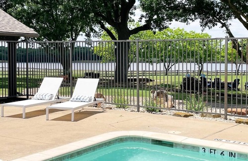 Grandview House | The Rove at L5 | wander and stay