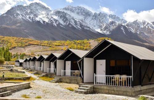 Azad Kashmir Resort | The Rover by Roomy, Phander Gilgit Baltistan