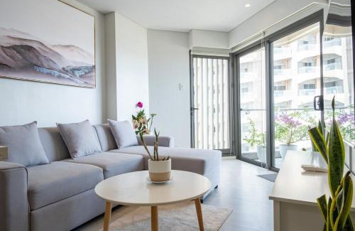Maribago Apartment | The Royal Staghorn - A Luxury Condo