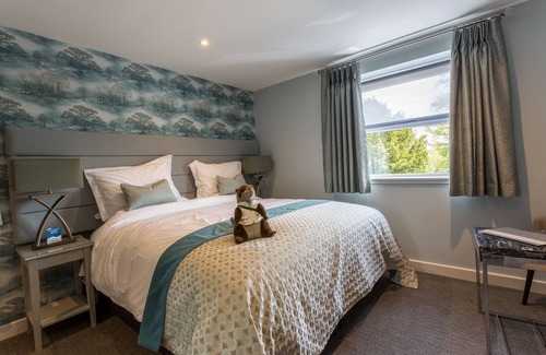 Irthington Hotel | The Sally