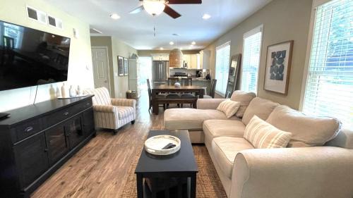 New Buffalo House | The Sands
