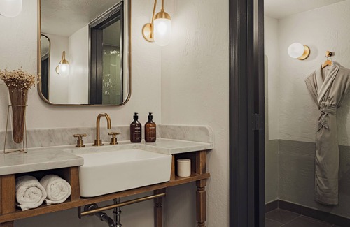 South Scottsdale Resort | The Scott Resort & Spa