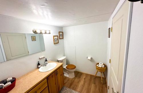 Livingston Apartment | The Shepherd’s Nook