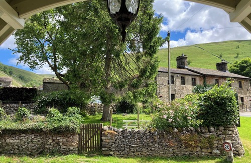 Buckden Apartment | The Snug - Perfect for Walkers - Pet Friendly