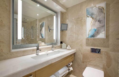 Broadbeach Hotel | The Star Grand at The Star Gold Coast