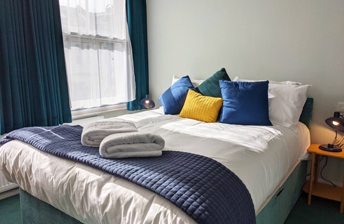 Hove Hotel | The Stirling Arms