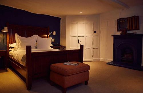 Dedham Hotel | The Sun Inn