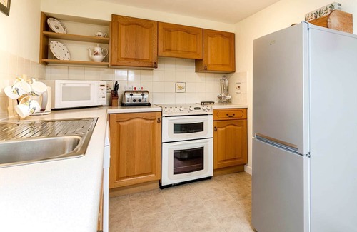 Littlebredy Cottage | The Swallows, 2 bedroom Dorset Cottage set on working farm near the Dorset Coast