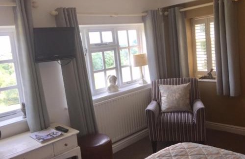 Wybunbury Hotel | The Swan Inn
