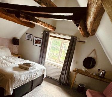 Coalbrookdale Bed & Breakfast | The Swan Taphouse