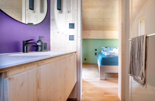 Stans House | The Swiss Bijou/Alpine Retreat