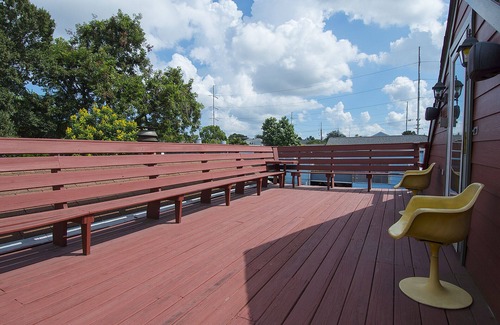 East Riverside House | The Tchoup House, Rock out Nextdoor to Tipitina’s music club Uptown