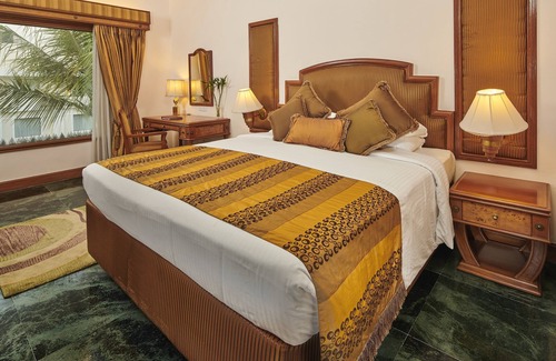 Ahmedabad Hotel | The Ummed Ahmedabad Airport