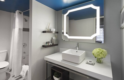 Dupont Circle Hotel | The Ven at Embassy Row, Washington, D.C., a Tribute Portfolio Hotel