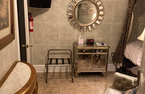 Boystown Bed & Breakfast | The Villa Toscana