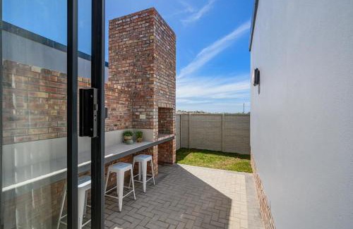 Port Elizabeth House | The Village 31