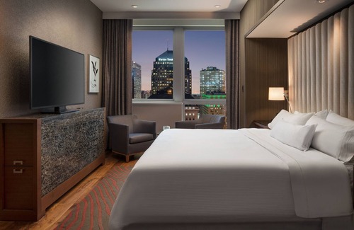 Downtown Cleveland Hotel | The Westin Cleveland Downtown