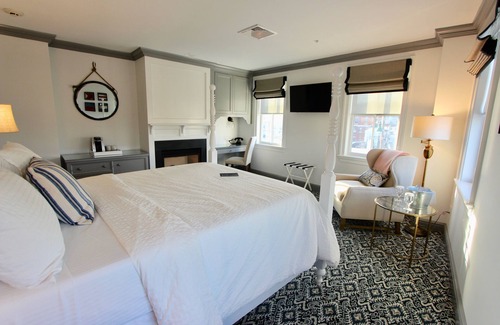 Mystic Hotel | The Whaler's Inn