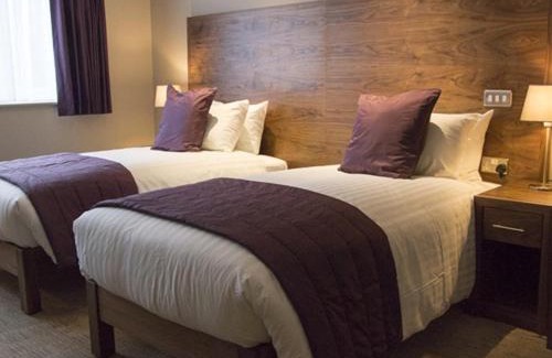 Swindon Hotel | The White Hart