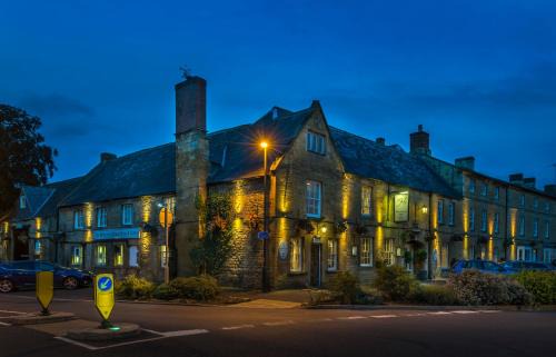 Moreton-in-Marsh Hotel | The White Hart Royal, Moreton-in-Marsh, Cotswolds - The Coaching Inn Group