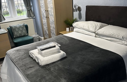 Great Yarmouth Bed & Breakfast | The White Lodge