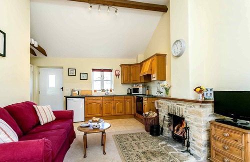 Littlebredy Cottage | The Willows, Dorset Country Cottage.