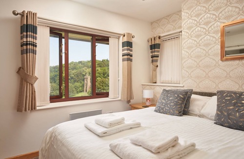 West Quantoxhead Hotel | The Windmill Inn