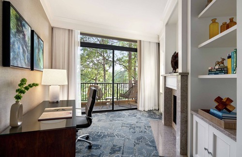 Grogan's Mill Resort | The Woodlands Resort, Curio Collection by Hilton