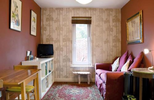 Barford House | The Writing Room