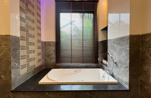 Kanchanaburi Hotel | Thebest Capsule Resort