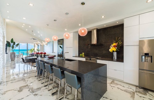 Grace Bay Condo | TheBLU — Luxury Beachfront Penthouse at The Grandview, Grace Bay Beach