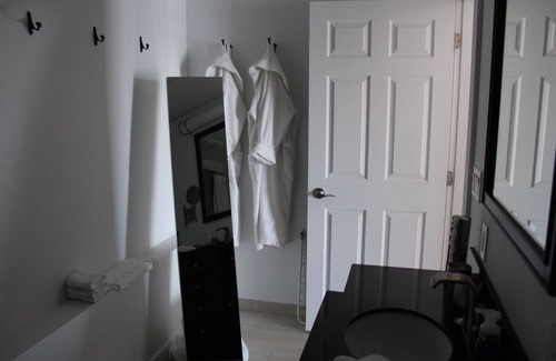 Bamberton Bed & Breakfast | There is No Ocean View Like it. Victoria Only 30 Minutes Away.