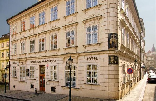 Hradcany Hotel | Three Storks