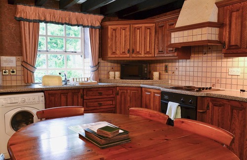 Akeld Cottage | Timberwick Green-MED