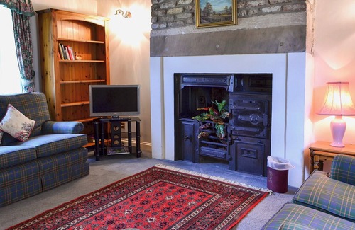 Akeld Cottage | Timberwick Green-MED