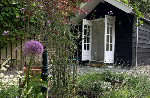 Oud-Zuilen Cabin | Tiny Cabin at the Village of Oz
