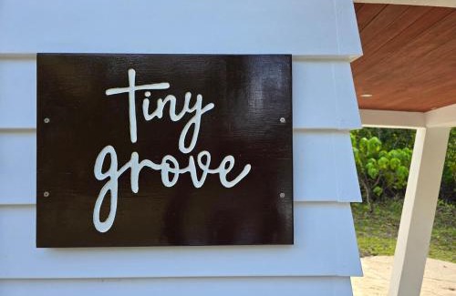 Alofi House | Tiny Grove