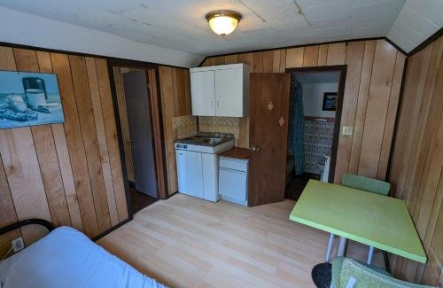 Wasaga Beach House | Tiny Wood Cottage 11
