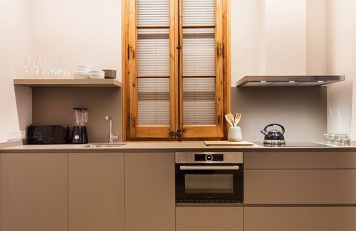 Eixample Apartment | Tiptoe - Calm 2 bed/2 bath Apartment, City Center. New addition to our listings!