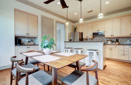 South Central Houston House | TMC Hospital & NRG Home in Rice | Family-friendly