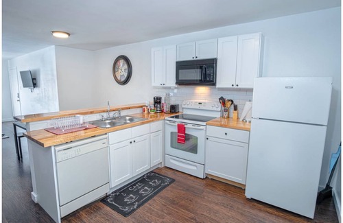Midtown Apartment | Tobin Hill 2/2 Apt1 5minDT, 2min Pearl & St Marys