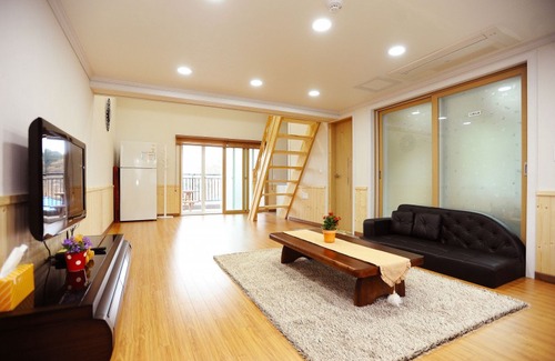 Taeyanghwa Hotel | Tongyeong Paros Pension