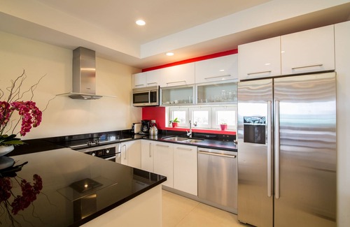 Simpson Bay Apartment | Top of the art penthouse on the beach - 4000 sq. ft of luxury