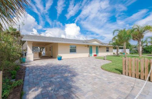 New Smyrna Beach House | TOP RATED! Buddha's Bungalow, near Flagler & Beach