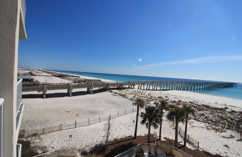 Navarre Beach Condo | TOP RENTAL DIRECTLY ON THE GULF W/FREE CHAIR SERVICE! ONLY 1 WEEK LEFT OF OCT!