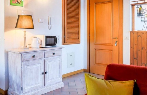 Bellano Apartment | TORRETTA 9 by Design Studio