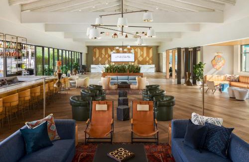 Mission Valley West Hotel | Town and Country San Diego